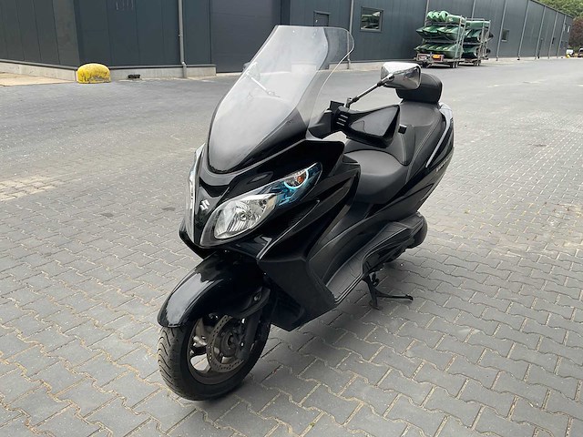 2015 suzuki burgman 400 motorfiets - afbeelding 1 van  16