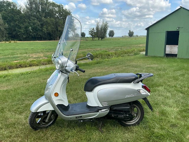 2015 sym bromscooter fiddle iii motorfiets - afbeelding 11 van  18