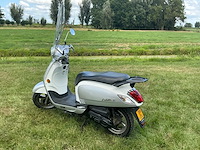 2015 sym bromscooter fiddle iii motorfiets - afbeelding 12 van  18