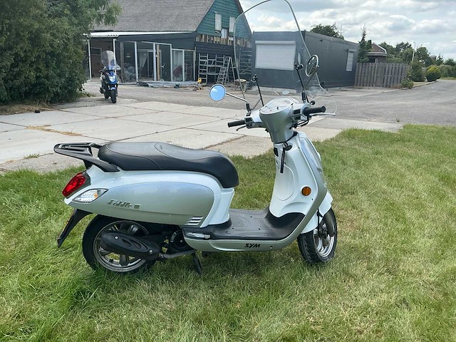 2015 sym bromscooter fiddle iii motorfiets - afbeelding 15 van  18