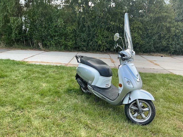 2015 sym bromscooter fiddle iii motorfiets - afbeelding 16 van  18