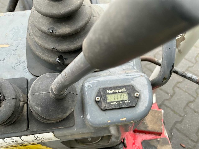 2015 takeuchi tb108 minigraafmachine - afbeelding 3 van  13