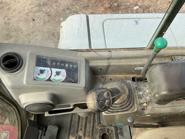 2015 takeuchi tb235 minigraafmachine - afbeelding 15 van  47