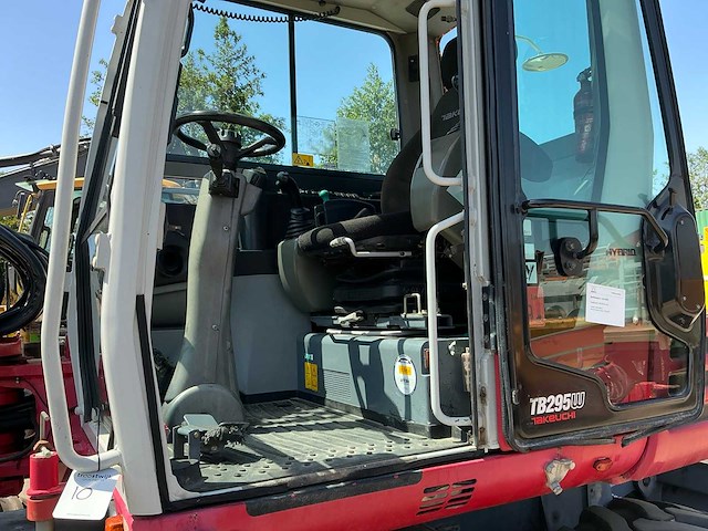 2015 takeuchi tb295w banden graafmachine - afbeelding 8 van  23