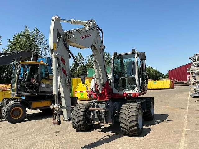 2015 takeuchi tb295w banden graafmachine - afbeelding 12 van  23