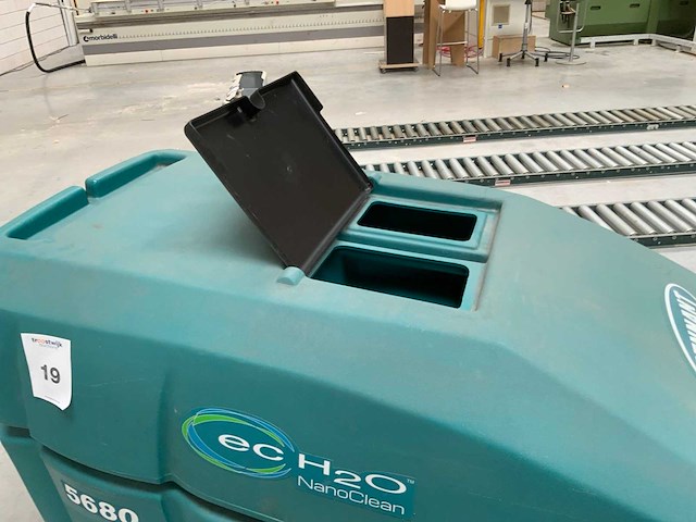 2015 tennant 6580 ec h2o nanoclean vloerreiniger - afbeelding 7 van  7