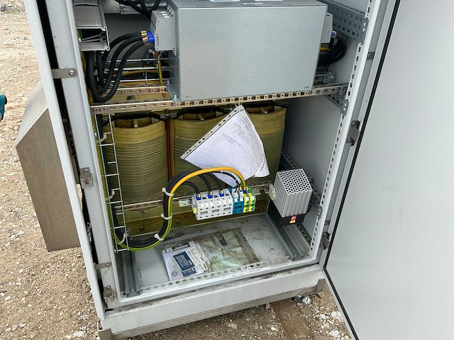 2015 terberg yt202-eu elektrische terminal trekker - afbeelding 18 van  26