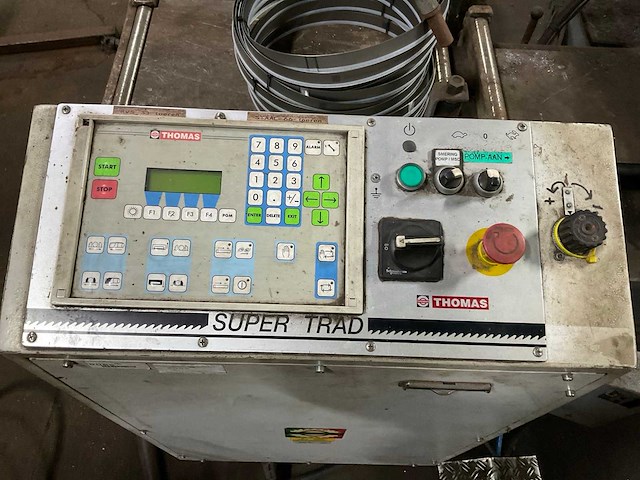 2015 thomas super trad 370 ao cn inv horizontale metaalbandzaagmachine - afbeelding 14 van  15
