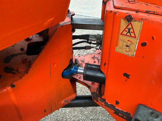 2015 thwaites mach 477 4x4 wieldumper met hydraulisch draaibare kiepbak - afbeelding 10 van  16