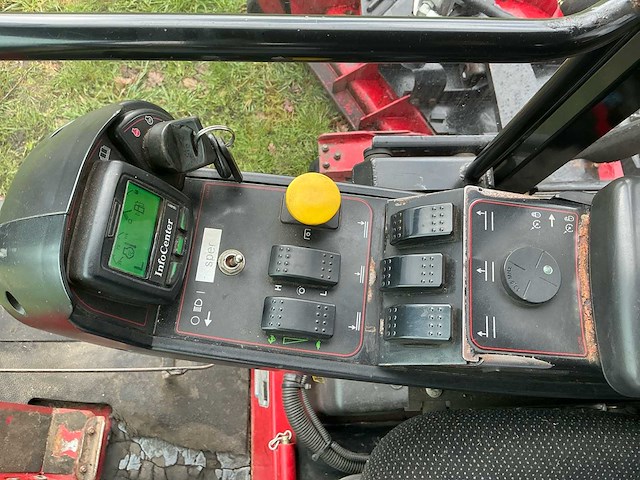 2015 toro groundmaster 4010 maaimachine - afbeelding 14 van  43