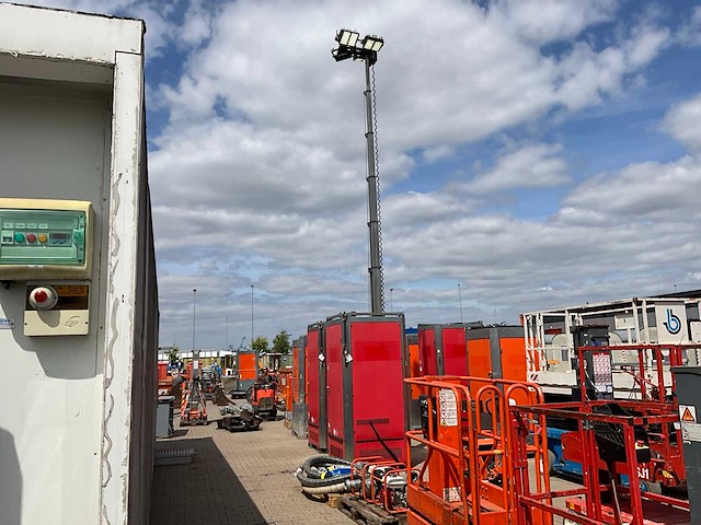 2015 tower light hydro power box hpb stationaire lichtmast - afbeelding 1 van  22