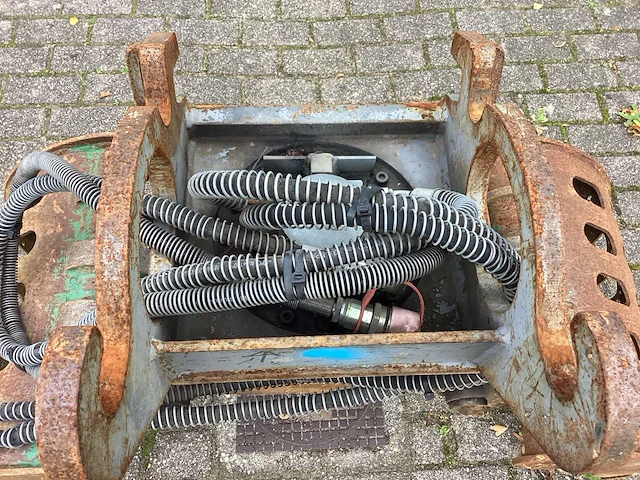 2015 vematec sg-200 sorteergrijper - afbeelding 1 van  4