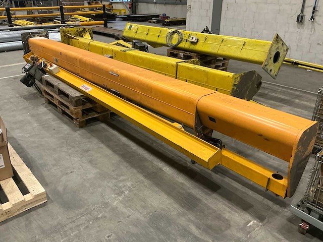 2015 vht bc335t05 zwenkkraaninstallatie met kettingtakel (500 kg) - afbeelding 10 van  14