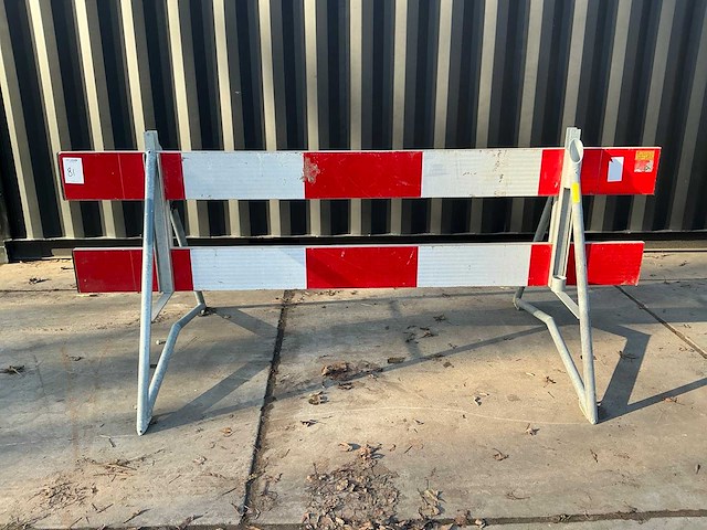 2015 visser en visser wegafzetting - afbeelding 2 van  5