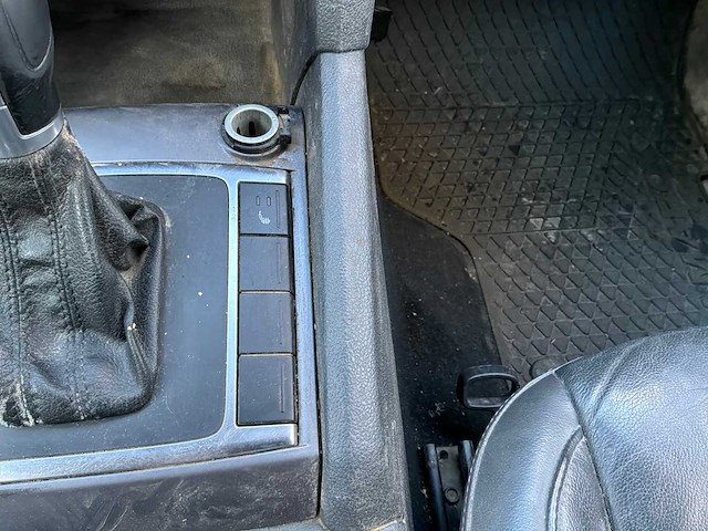 2015 volkswagen amarok 2.0 tdi 4motion dc highline - afbeelding 17 van  35