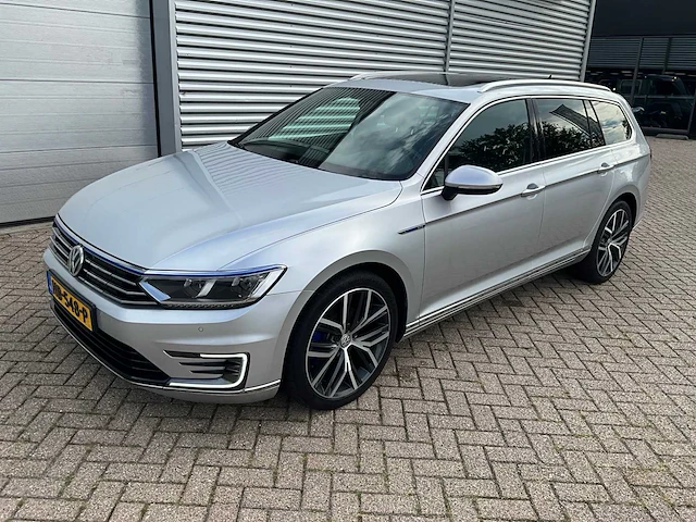 2015 volkswagen passat variant 1.4 tsi gte highline personenauto - afbeelding 1 van  23