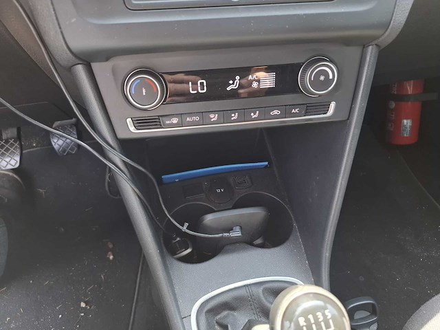 2015 volkswagen polo 1.2 personenauto - afbeelding 10 van  30