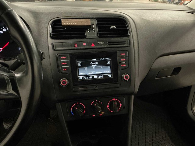 2015 volkswagen polo tdi personenauto - afbeelding 17 van  17