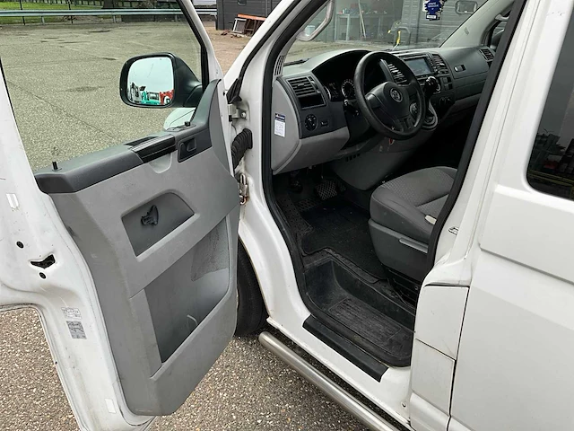 2015 volkswagen transporter kombi 2.0tdi personenbus 9-xxd-01 - afbeelding 9 van  39