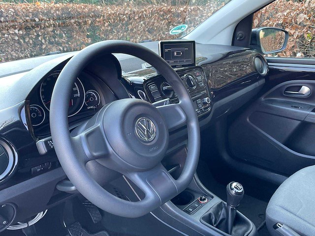 2015 volkswagen up! 1.0 move up! bluem. personenauto - afbeelding 13 van  16