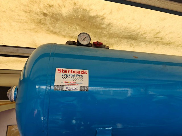 2015 volvo fe 250 vrachtwagen met vloerisolatiepomp - afbeelding 14 van  50