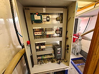 2015 volvo fe 250 vrachtwagen met vloerisolatiepomp - afbeelding 15 van  50