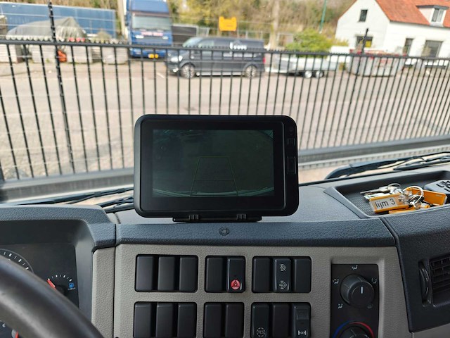 2015 volvo fe 250 vrachtwagen met vloerisolatiepomp - afbeelding 25 van  50