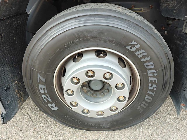 2015 volvo fe 250 vrachtwagen met vloerisolatiepomp - afbeelding 37 van  50