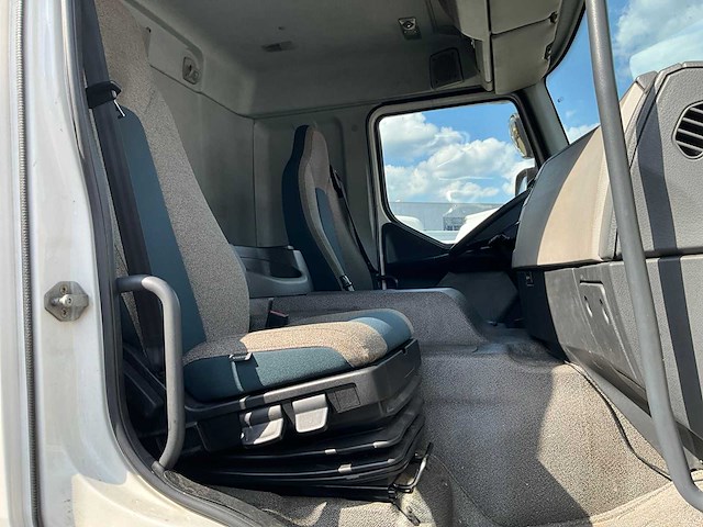 2015 volvo fe vrachtwagen 82-bgb-2 - afbeelding 2 van  12