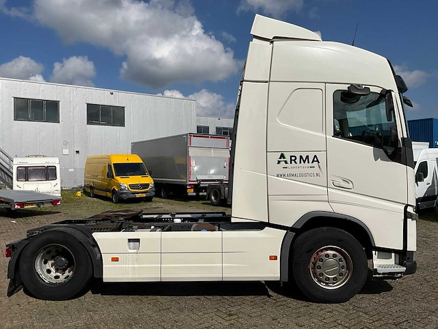 2015 volvo fh vrachtwagen 64-bgk-7 - afbeelding 17 van  23