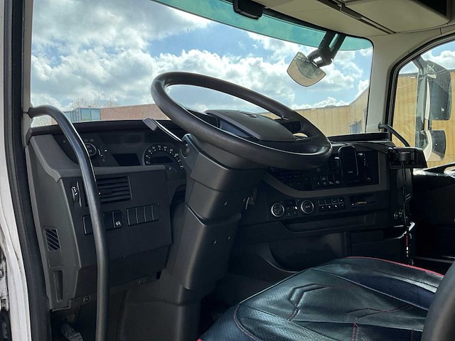 2015 volvo fh vrachtwagen 64-bgk-7 - afbeelding 23 van  23
