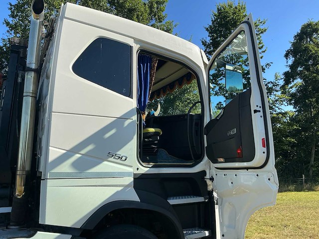 2015 volvo fh16 vrachtwagen met haakarm - afbeelding 13 van  36
