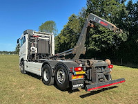 2015 volvo fh16 vrachtwagen met haakarm