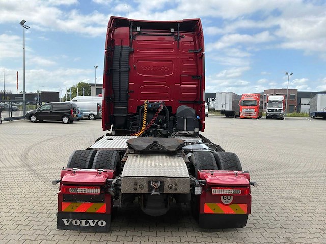 2015 volvo fh460 vrachtwagen, opleggertrekker - afbeelding 34 van  37