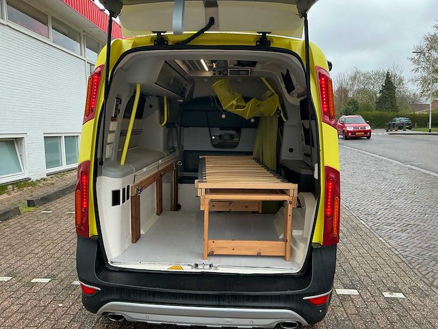 2015 volvo nilsson v70 ambulance camper - afbeelding 11 van  25