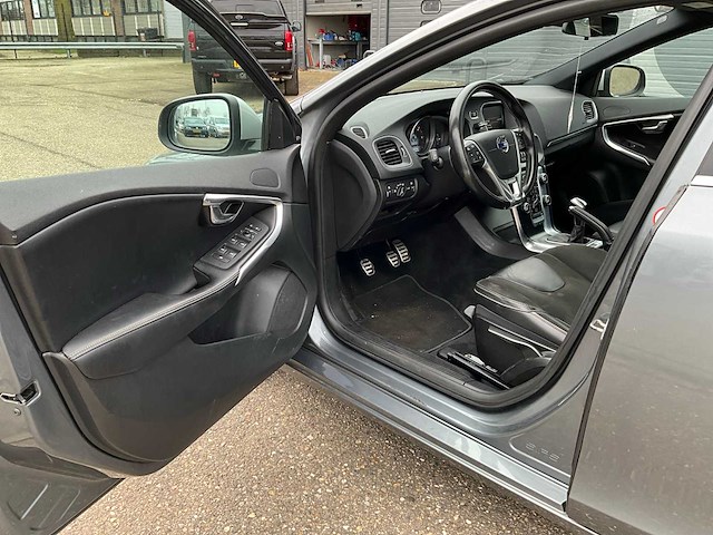 2015 volvo v40 2.0d personenauto gj-751-p - afbeelding 9 van  41
