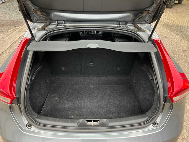 2015 volvo v40 2.0d personenauto gj-751-p - afbeelding 16 van  20
