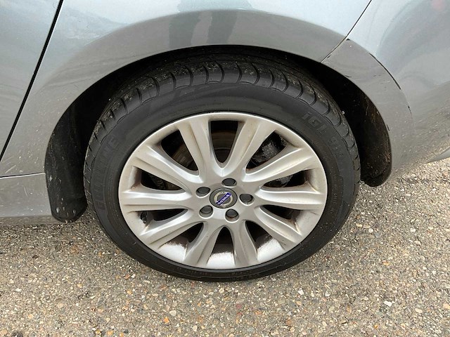 2015 volvo v40 2.0d personenauto gj-751-p - afbeelding 2 van  40