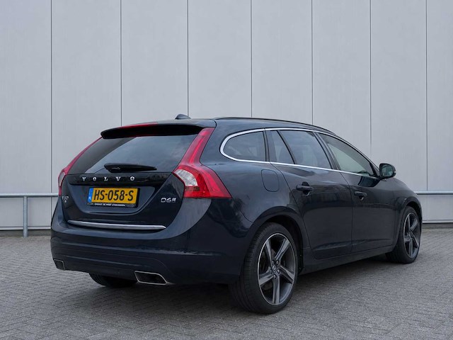 2015 volvo v60 2.4 d6 tw.en. mom. personenauto - afbeelding 9 van  14