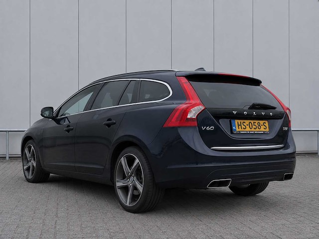 2015 volvo v60 2.4 d6 tw.en. mom. personenauto - afbeelding 11 van  14