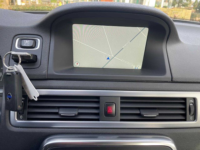 2015 volvo v70 2.0 d4 nordic+ personenauto - afbeelding 2 van  19