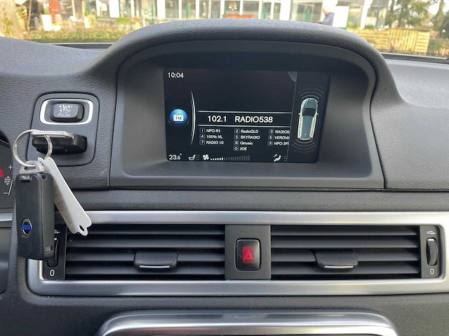 2015 volvo v70 2.0 d4 nordic+ personenauto - afbeelding 3 van  19