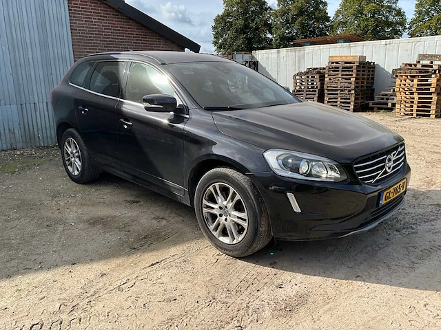 2015 volvo xc60 2.0 d4 fwd oc. race personenauto - afbeelding 12 van  31