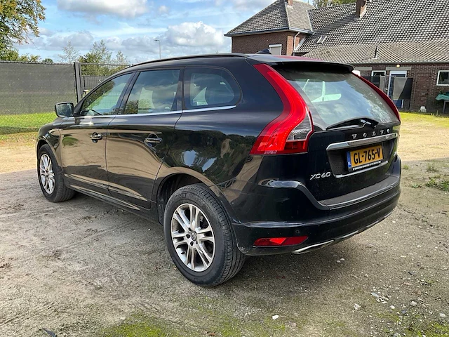 2015 volvo xc60 2.0 d4 fwd oc. race personenauto - afbeelding 26 van  31