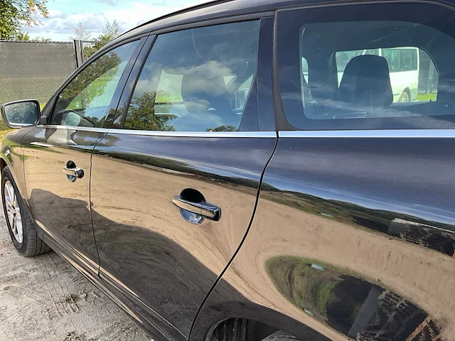 2015 volvo xc60 2.0 d4 fwd oc. race personenauto - afbeelding 29 van  31