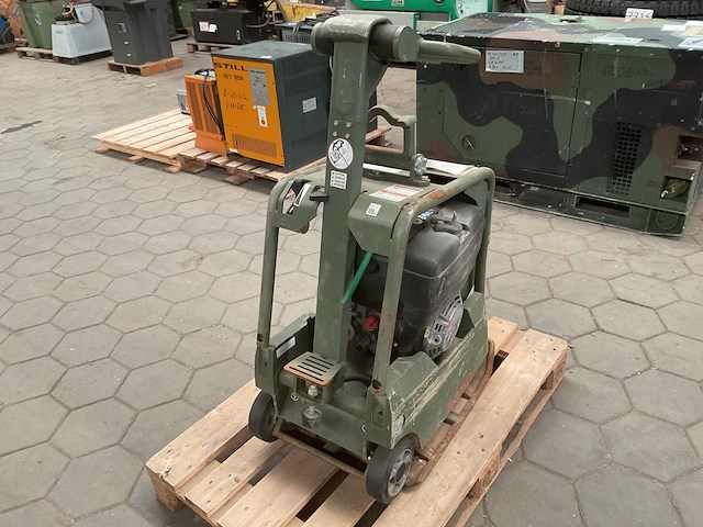 2015 wacker dpu3050 trilplaat - afbeelding 1 van  3