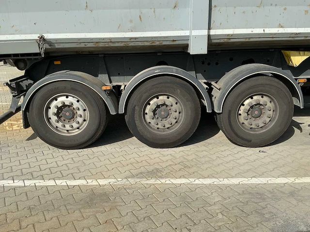 2015 wielton nw-3 s5 sdj 3-assige stalen kipperoplegger – 42 ton – hyva - afbeelding 15 van  39