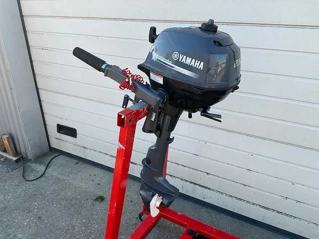 2015 yamaha 2,5 pk 4 takt kortstaart buitenboordmotor - afbeelding 1 van  9