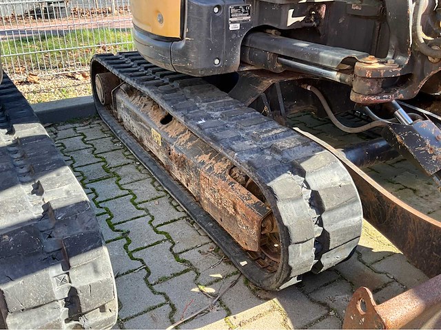 2015 yanmar vio33-u midi graafmachine binnendraaier - afbeelding 18 van  29