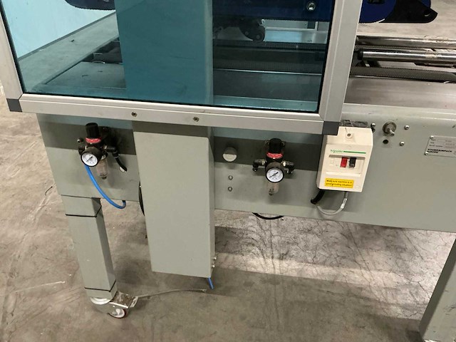 2015 youngsunpack ys-502d dozensluitmachine - afbeelding 10 van  13